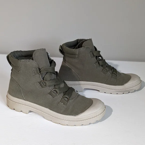 Rocket Dog Shoes Rocket Dog Lug Sole Canvas Top High Top